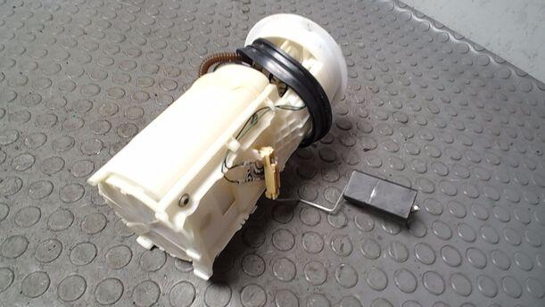 Foto: KRAFTSTOFFPUMPE eines Skoda Octavia 1.6 Combi Style