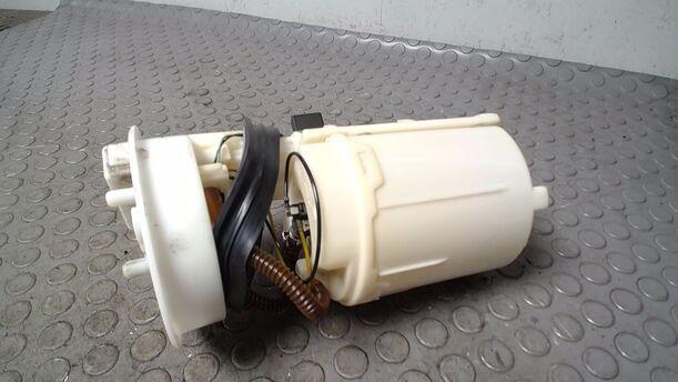 Foto: KRAFTSTOFFPUMPE eines Skoda Octavia 1.6 Combi Style