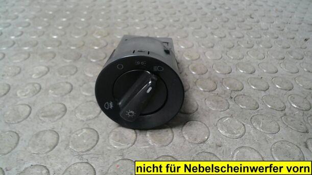 Foto: LICHTSCHALTER eines Skoda Octavia 1.6 Combi Style