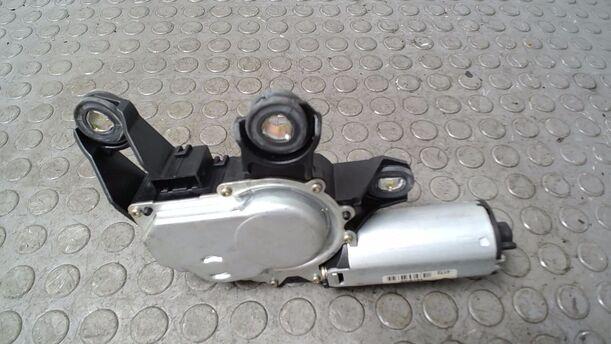 Foto: HECKSCHEIBENWISCHERMOTOR eines Skoda Octavia 1.6 Combi Style
