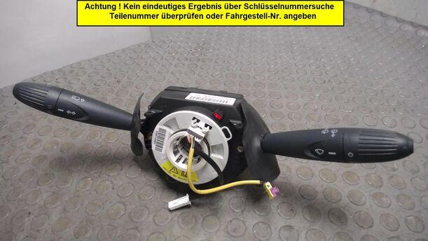 Foto: KOMBISCHALTER eines Ford Ka 1.2 Style