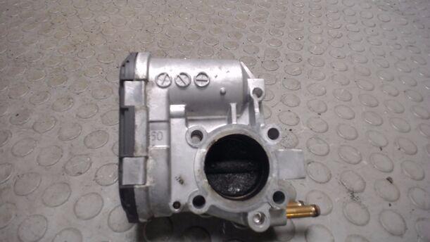 Foto: DROSSELKLAPPENSTUTZEN / DROSSELKLAPPE BOSCH eines Opel Corsa 1.2 16V Style
