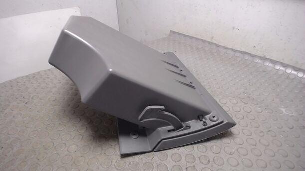 Foto: HANDSCHUFACH eines Opel Corsa 1.2 16V Style
