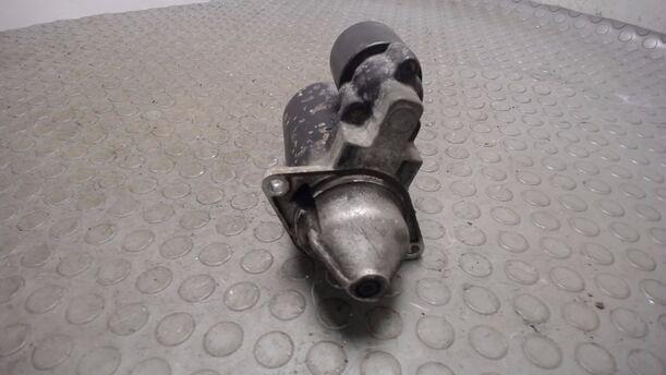 Foto: ANLASSER / STARTER BOSCH eines Opel Corsa Style