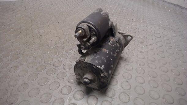 Foto: ANLASSER / STARTER BOSCH eines Opel Corsa Style