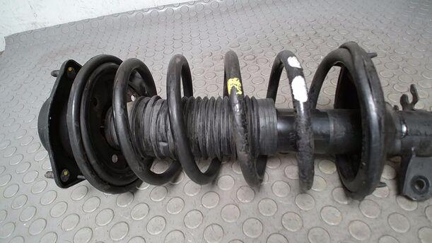 Foto: FEDERBEIN VORN LINKS eines Hyundai Getz 1.1 Style