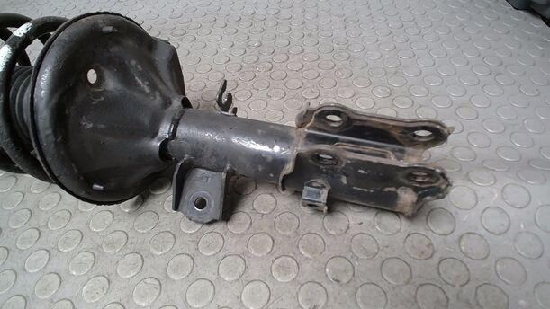 Foto: FEDERBEIN VORN LINKS eines Hyundai Getz 1.1 Style