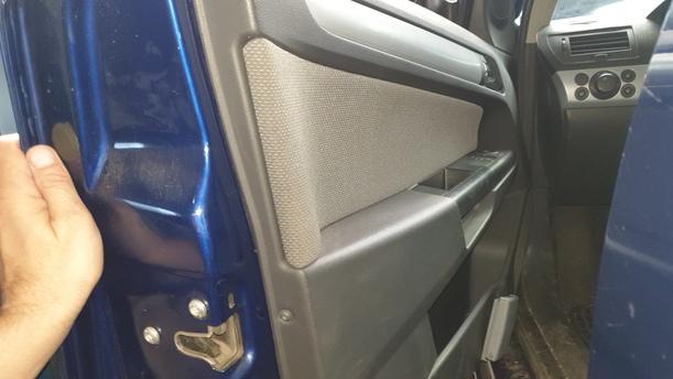 Foto: TÜR VORNE LINKS eines Opel Astra 1.6 Caravan Style