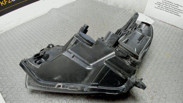 Foto: SCHEINWERFER RECHTS eines Opel Astra 1.6 Caravan Style