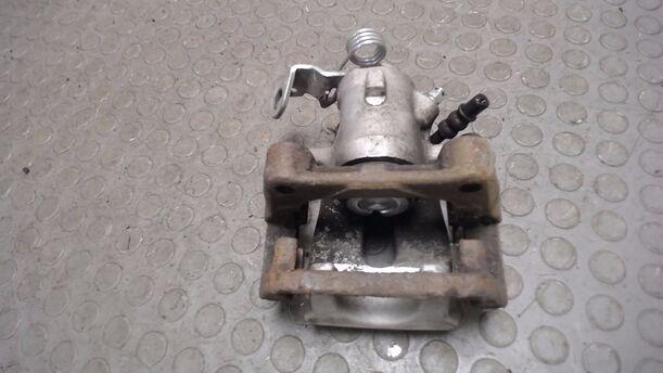 Foto: BREMSSATTEL HINTEN LINKS eines Opel Astra 1.6 Caravan Style