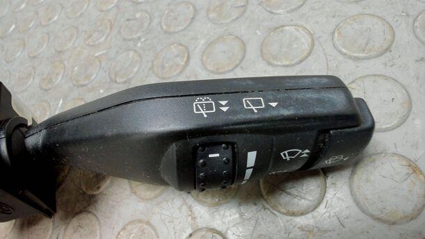 Foto: SCHEIBENWISCHERSCHALTER eines Ford Focus 1.6 16V Style