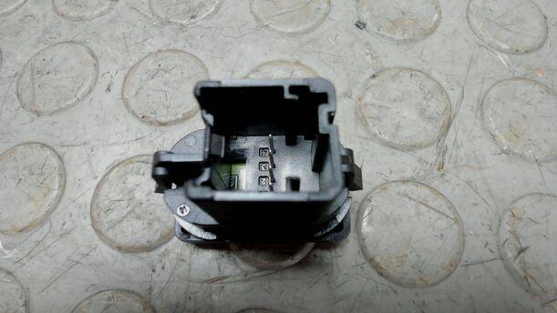 Foto: FENSTERHEBERSCHALTER ( KOMFORTTASTE ) eines Ford Focus 1.6 16V Style