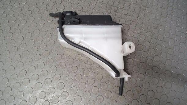 Foto: AUSGLEICHSBEHÄLTER eines Hyundai Getz 1.1 Style