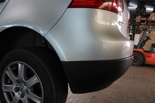 Foto: STOSSFÄNGER / STOSSSTANGE HINTEN ( LIMOUSINE ) eines VW Golf 1.4 Style