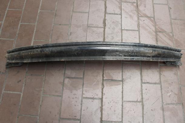 Foto: VERSTÄRKUNG HINTEN (4/5 TÜRER) eines VW Golf 1.4 Style