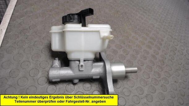 Foto: HAUPTBREMSZYLINDER eines VW Golf 1.4 Style
