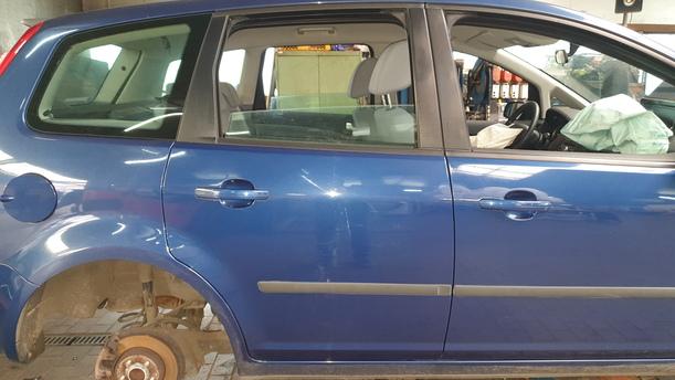 Foto: TÜR HINTEN RECHTS eines Ford C-MAX 1.6 Style