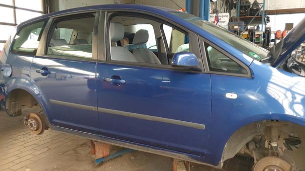 Foto: TÜR VORNE RECHTS eines Ford C-MAX 1.6 Style