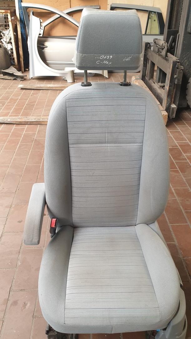 Foto: SITZ VORNE LINKS / FAHRERSITZ eines Ford C-MAX 1.6 Style