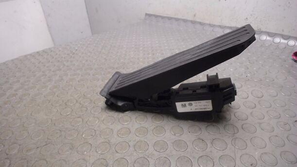 Foto: GASPEDAL eines VW Golf 1.4 Style