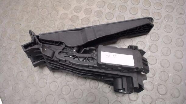 Foto: GASPEDAL eines VW Golf 1.4 Style