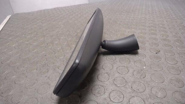 Foto: INNENSPIEGEL eines VW Golf 1.4 Style