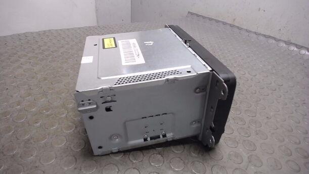 Foto: CD RADIO ( MIT RADIOCODE ) eines VW Golf 1.4 Style