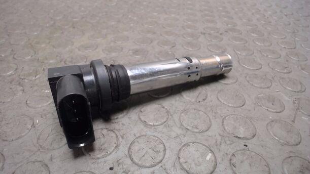 Foto: ZÜNDSPULE (BOSCH) eines VW Golf 1.4 Style
