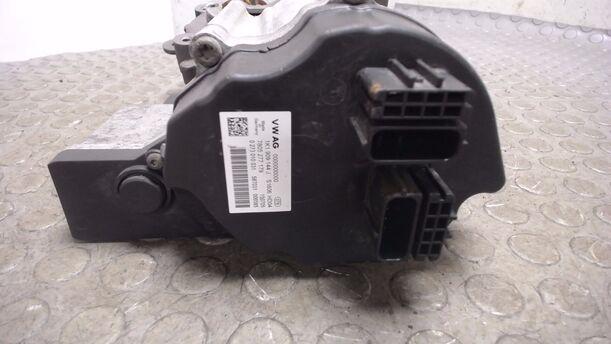 Foto: MOTOR LENKGETRIEBE eines VW Golf Plus 2.0 FSI Style