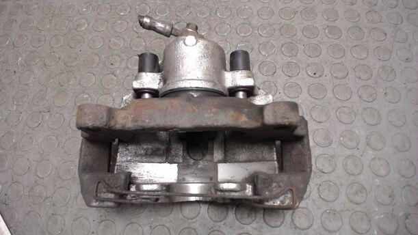 Foto: BREMSSATTEL VORNE LINKS ( ZUBEHÖR ) eines VW Golf Plus 2.0 FSI Style