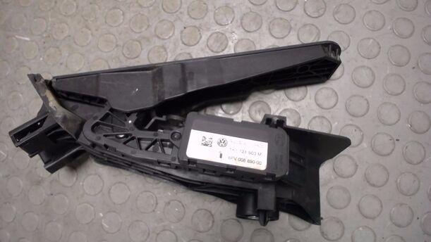 Foto: GASPEDAL eines VW Golf Plus 2.0 FSI Style