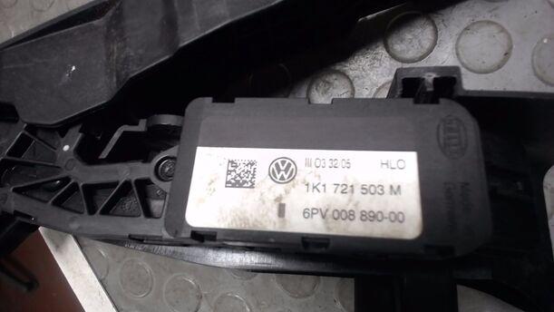 Foto: GASPEDAL eines VW Golf Plus 2.0 FSI Style