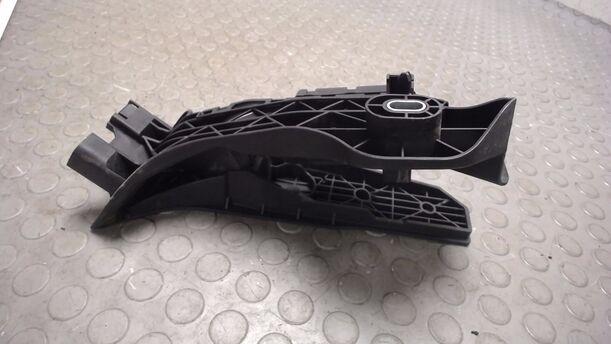 Foto: GASPEDAL eines VW Golf Plus 2.0 FSI Style