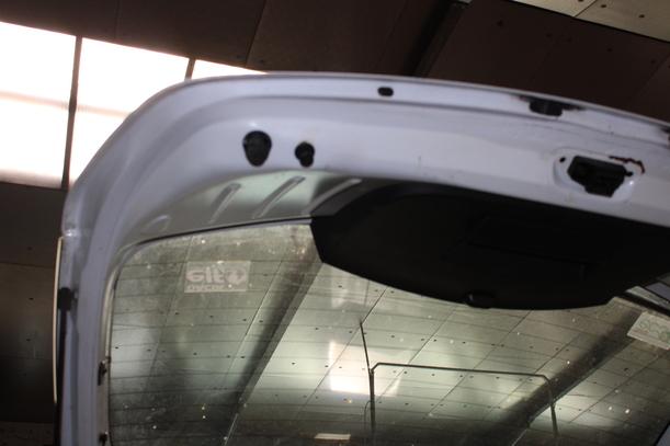 Foto: HECKKLAPPE / HECKDECKEL eines Dacia Sandero 1.2 16V Style