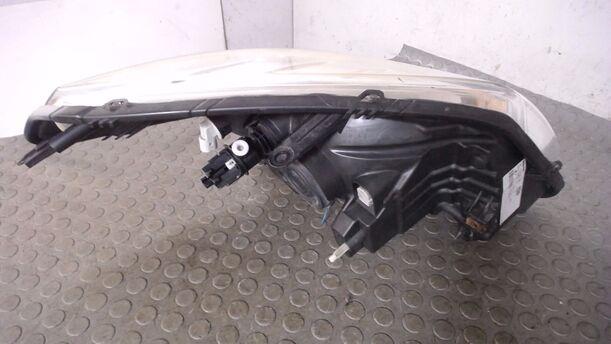 Foto: SCHEINWERFER LINKS eines Dacia Sandero 1.2 16V Style
