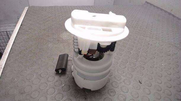 Foto: KRAFTSTOFFPUMPE eines Dacia Sandero 1.2 16V Style