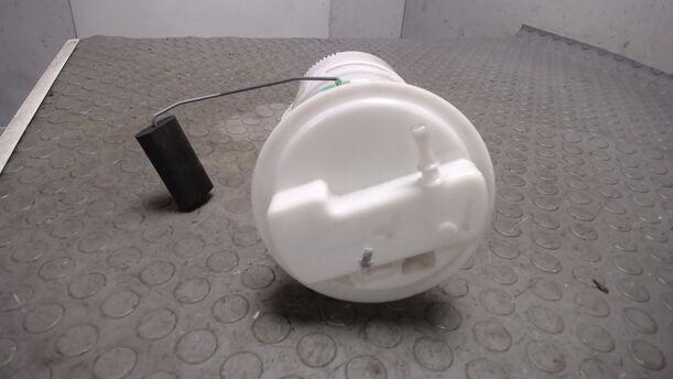 Foto: KRAFTSTOFFPUMPE eines Dacia Sandero 1.2 16V Style