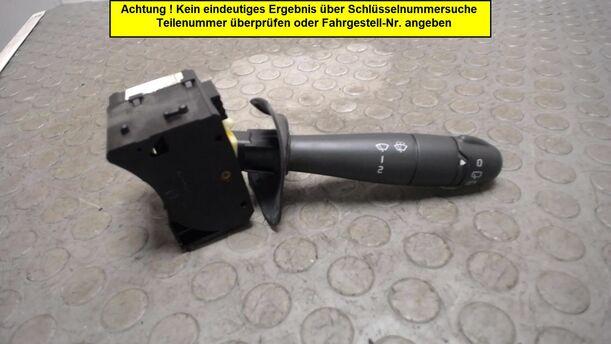 Foto: SCHEIBENWISCHERSCHALTER eines Dacia Sandero 1.2 16V Style