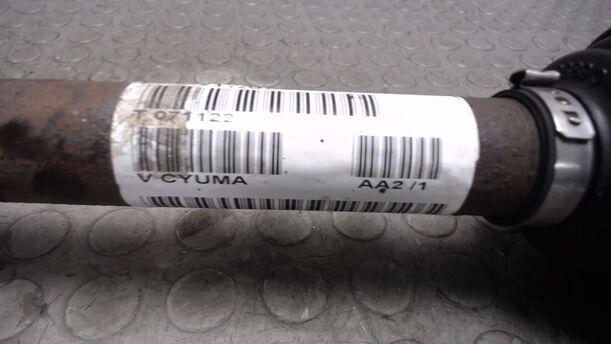 Foto: ANTRIEBSWELLE LINKS ( SCHALTGETRIEBE ) eines Ford C-MAX 1.6 Style