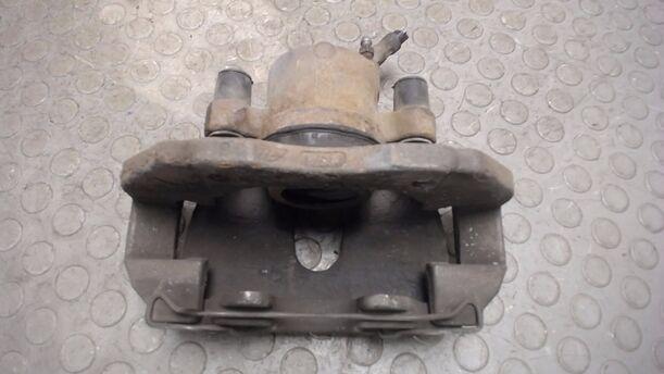 Foto: BREMSSATTEL VORNE RECHTS eines Ford C-MAX 1.6 Style