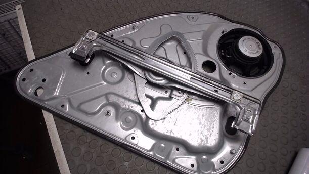 Foto: FENSTERHEBER ELEKTRISCH HINTEN LINKS eines Ford C-MAX 1.6 Style