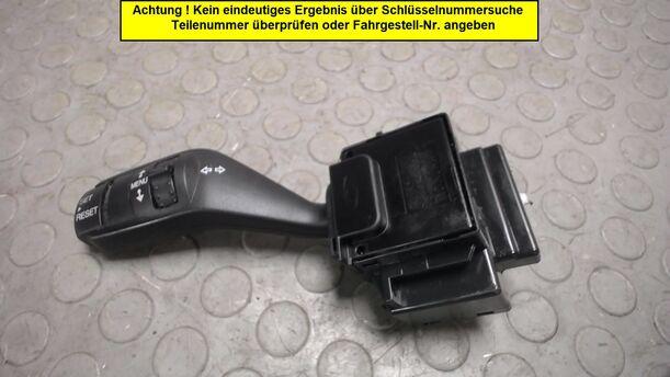Foto: BLINKSCHALTER / KOMBISCHALTER eines Ford C-MAX 1.6 Style