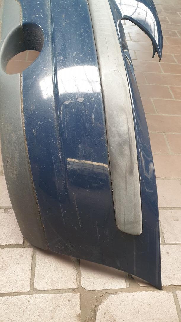 Foto: STOSSFÄNGER / STOSSSTANGE VORNE eines Volvo S60 2.4 Style