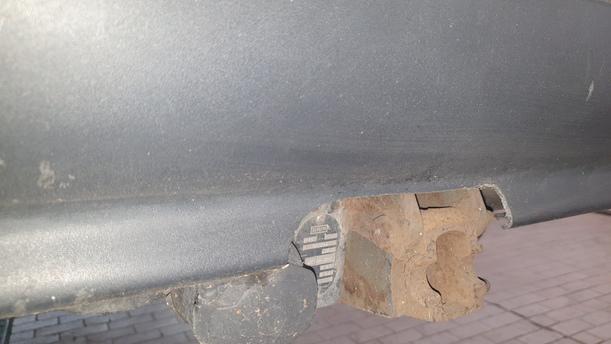 Foto: STOSSSTANGE / STOSSFÄNGER HINTEN eines Volvo S60 2.4 Style