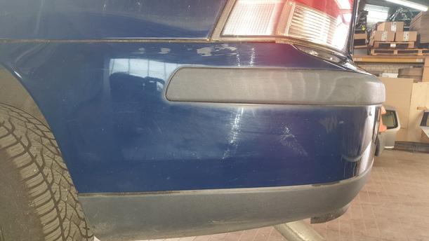 Foto: STOSSSTANGE / STOSSFÄNGER HINTEN eines Volvo S60 2.4 Style