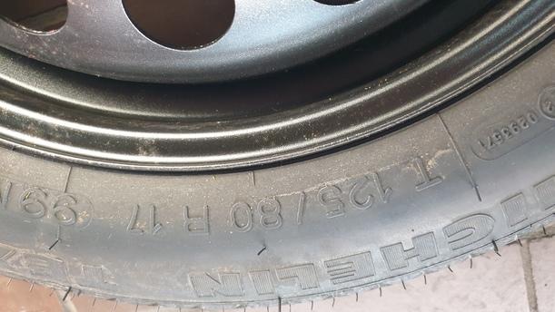 Foto: NOTRAD eines Volvo S60 2.4 Style