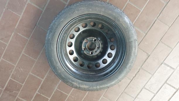 Foto: NOTRAD eines Volvo S60 2.4 Style