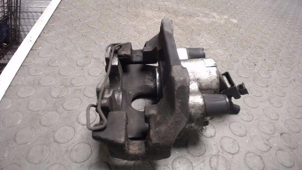 Foto: BREMSSATTEL HINTEN RECHTS eines Volvo S60 2.4 Style