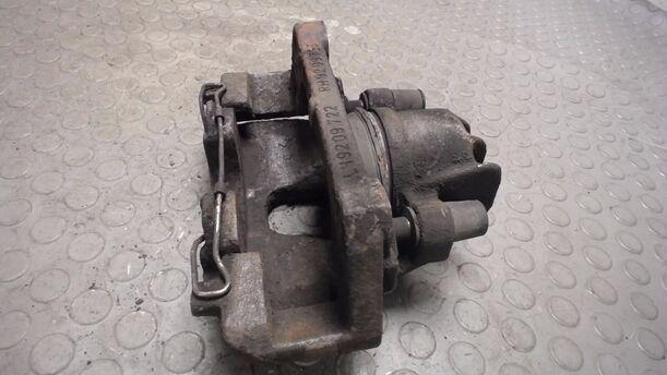 Foto: BREMSSATTEL VORNE LINKS eines Volvo S60 2.4 Style
