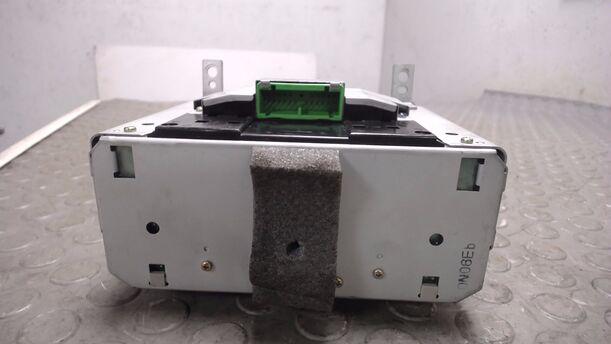 Foto: DISPLAY NAVIGATIONSSYSTEM eines Volvo S60 2.4 Style